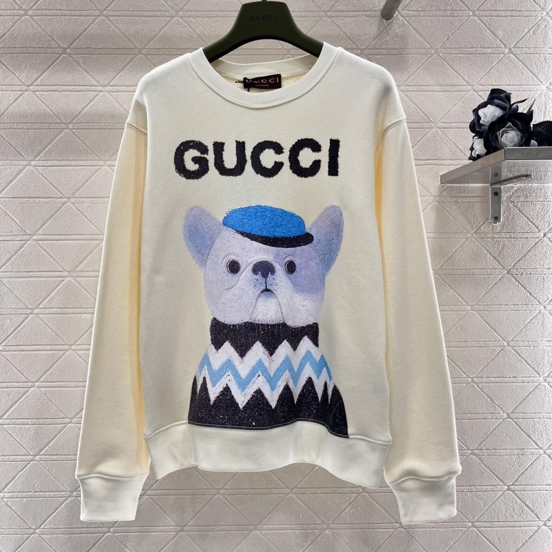 G*u*i sweaters
